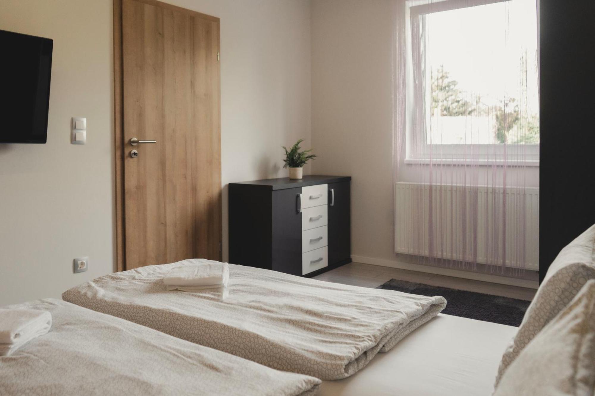 Harmony Apartments Sárvár מראה חיצוני תמונה