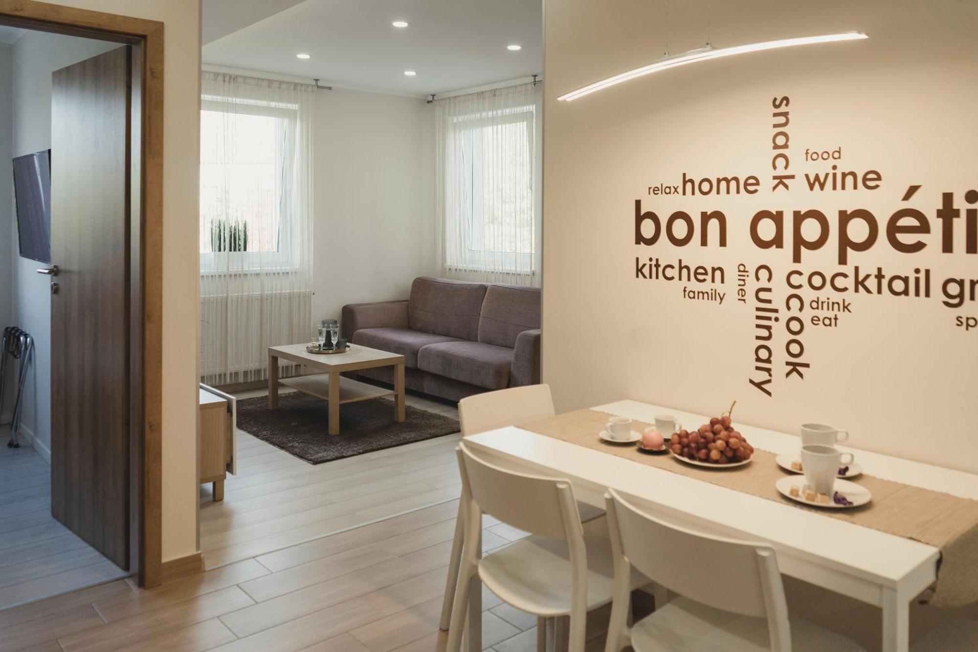 Harmony Apartments Sárvár מראה חיצוני תמונה